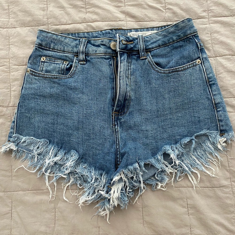 Papaya distressed denim shorts! Size Small